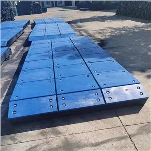 Pannello frontale in PE UHMW approvato da Pianc